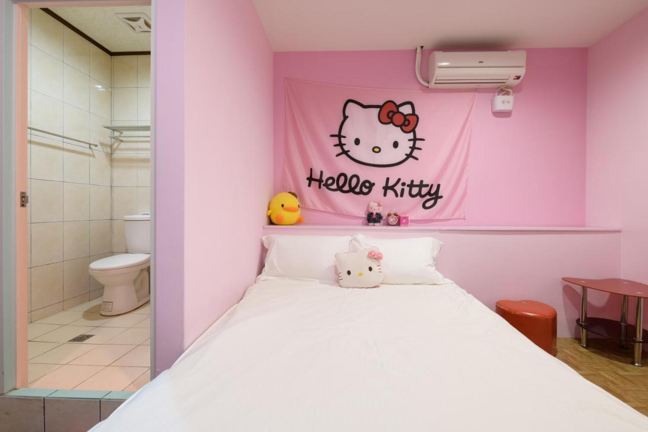 羅東夜市 小宅一生民宿 Night Market Small House Lifetime Hotel Luodong Exterior foto